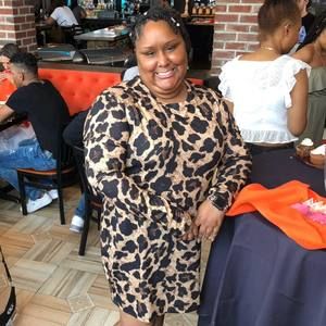 Meet your Posher, Whitney